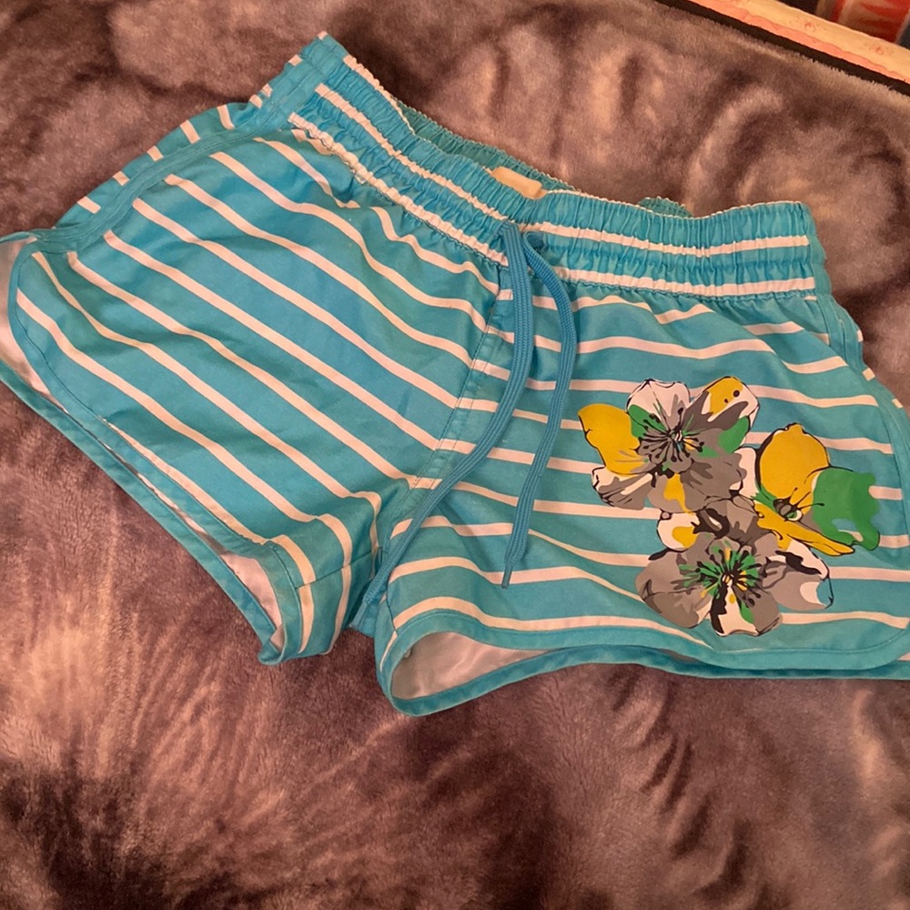 Summer shorts size S. Old Navy